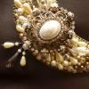 PIAF - Détail médaillon collier perles